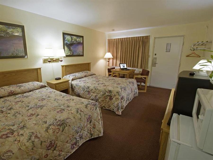 Executive Inn Fort Wayne Zewnętrze zdjęcie